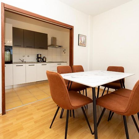 3 Bedroom Gorgeous Apartment In โตรกีร์ ภายนอก รูปภาพ
